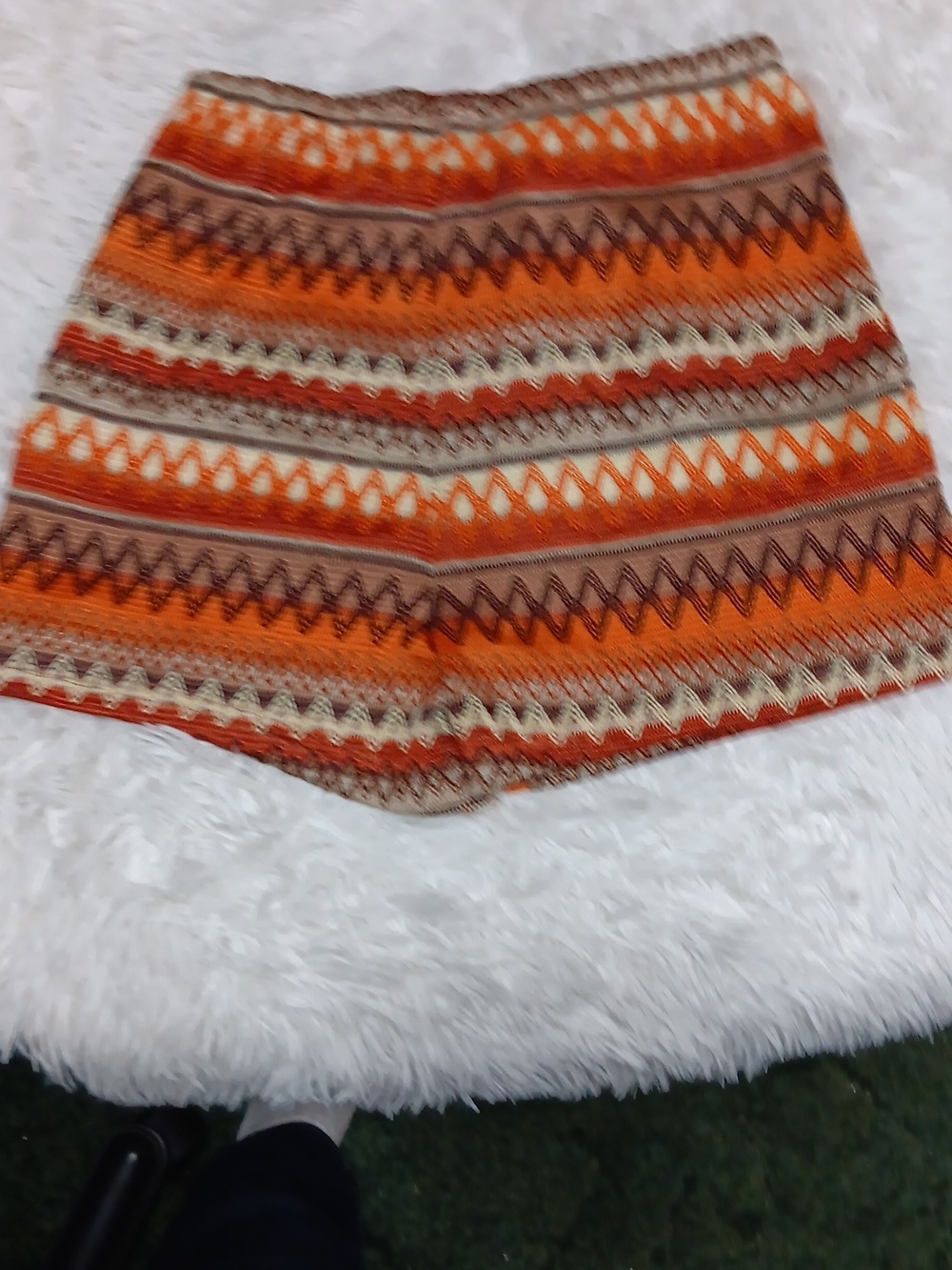 SHEIN Orange Patterned Knit Drawstring Shorts - Picture 3 of 4